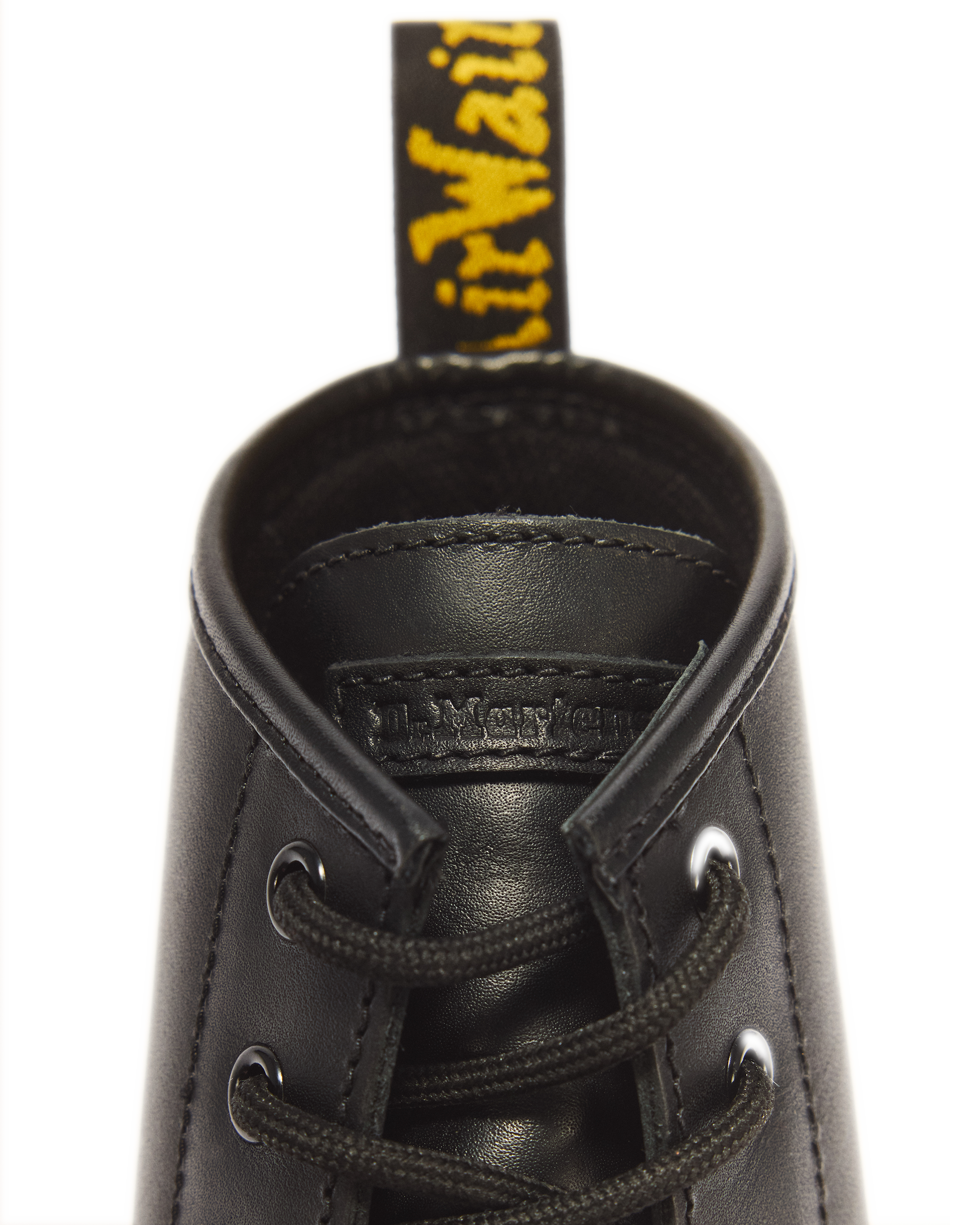 Brookline Chukka Leather Casual Boots
